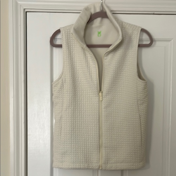 Dudley Stephen’s Reversible Women's Cream Quilted Vest - Picture 1 of 6